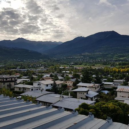 Appartement Plan D'Eau Vue Panoramique Embrun Luaran gambar